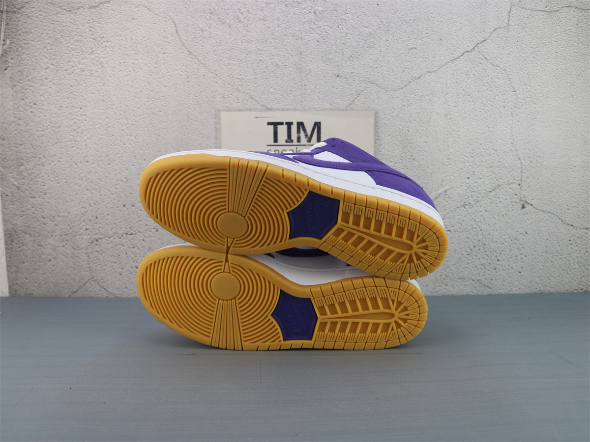 M Batch Nike SB Dunk Low Pro ISO Orange Label Court Purple DV5464-500